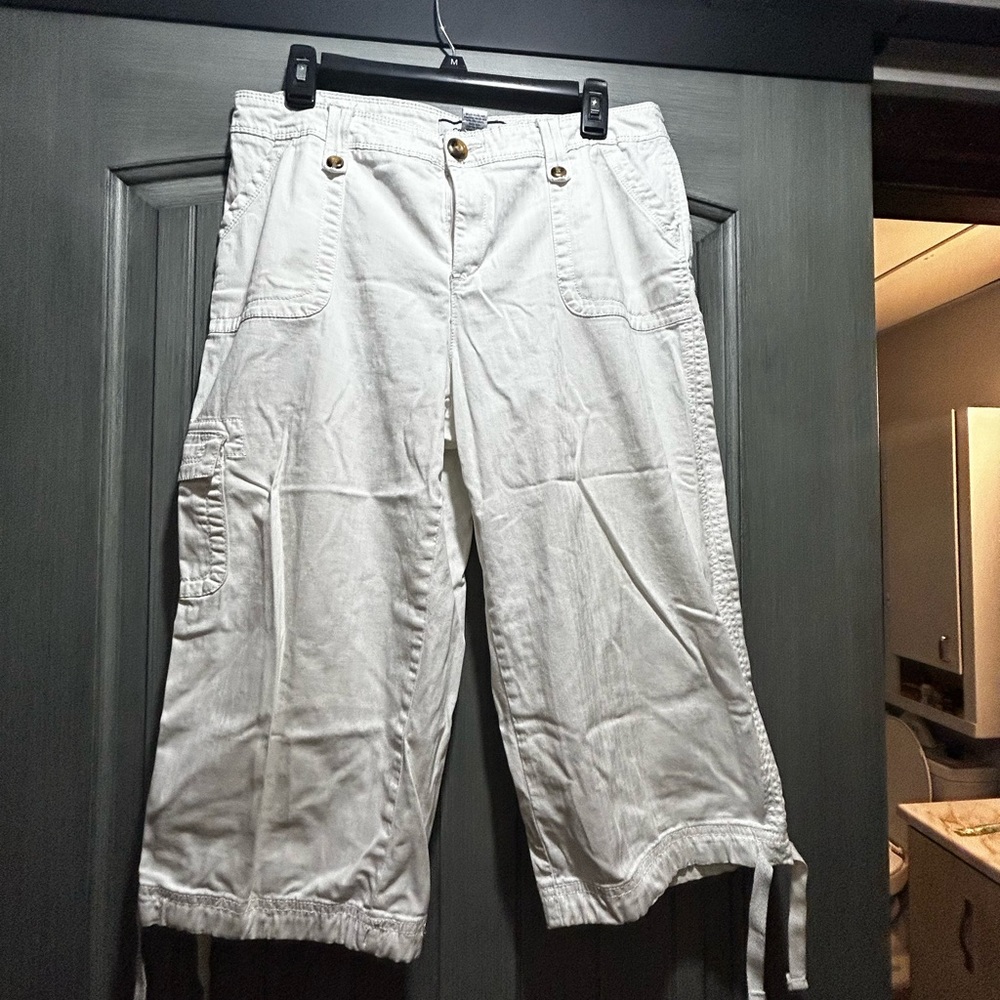 Capris